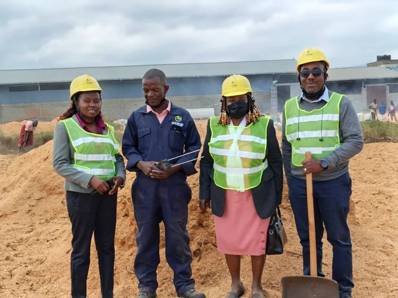 Women and youth from the Utheri team on site